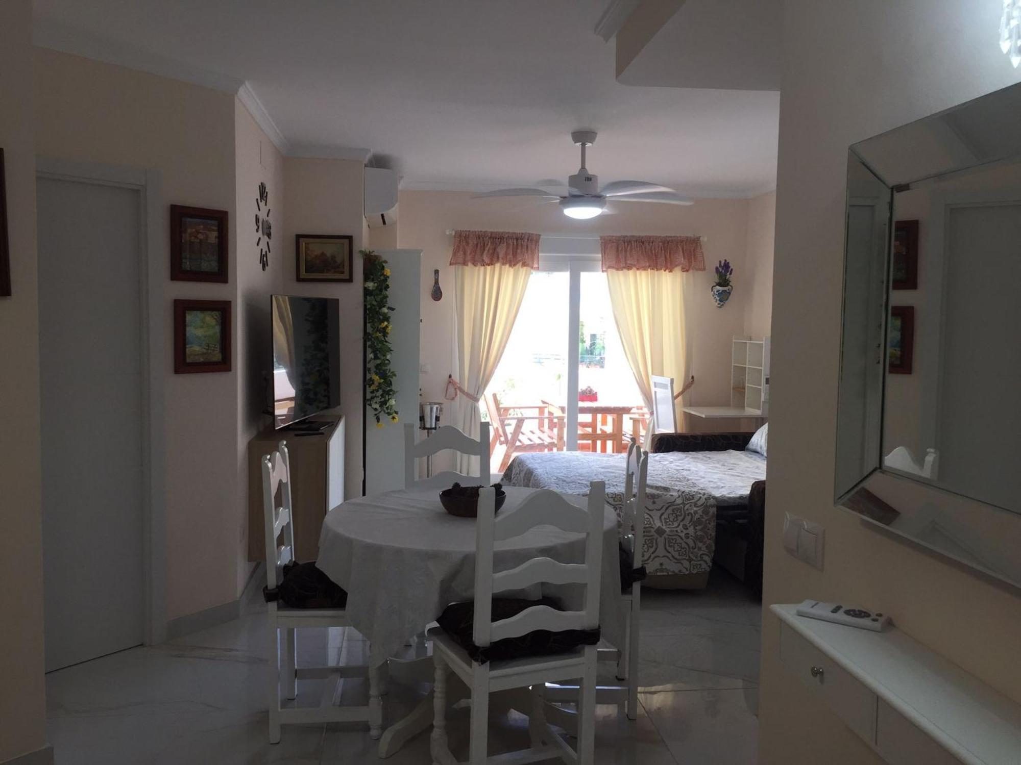Ferienwohnung Studio In The Centre Near The Beach Torremolinos Exterior foto